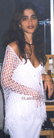 Date this fun Brazil girl Claudia from RIO DE JANEIRO B9912