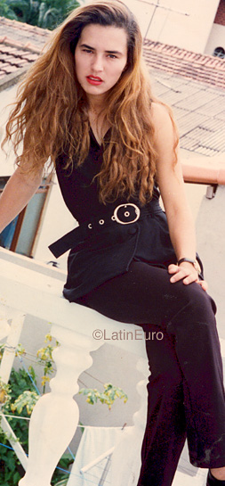 Date this hard body Brazil girl Dulaneia from ARAUJOS B9900