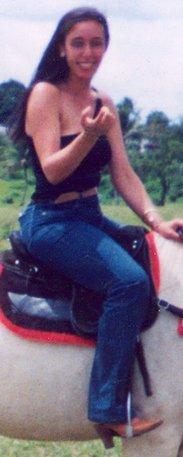 Date this athletic Brazil girl Elaine from GUARULHOS B9963