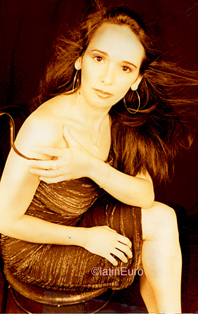 Date this beautiful Brazil girl Marcia from JESUITAS B9928