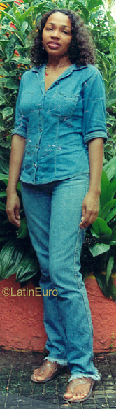 Date this beautiful Brazil girl Maria from MACAPA B9926