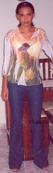 Date this athletic Brazil girl Maria from PARAISO B9980