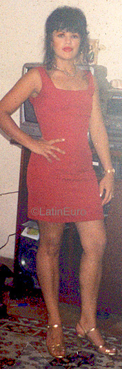 Date this hard body Brazil girl Solange from DIADEMA B9913