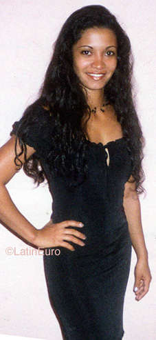 Date this fun Brazil girl Patina from RIO DE JANEIRO B9898