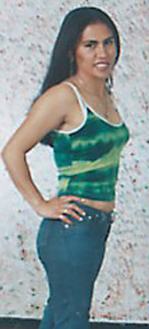 Date this hard body Colombia girl Yeimi from  C16