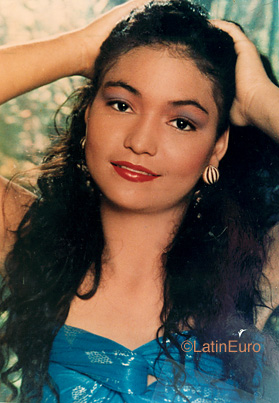 Date this lovely Brazil girl Eliana from MANAUS B9808