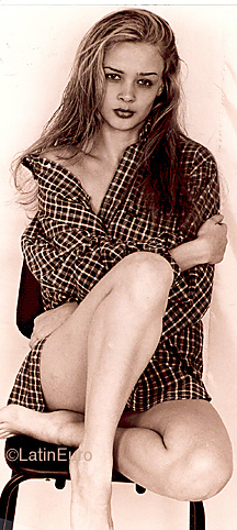 Date this sultry Brazil girl Tatiana from  B9773