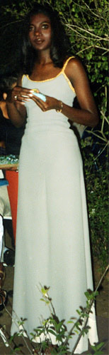 Date this hot Brazil girl Cristiane from  B9654