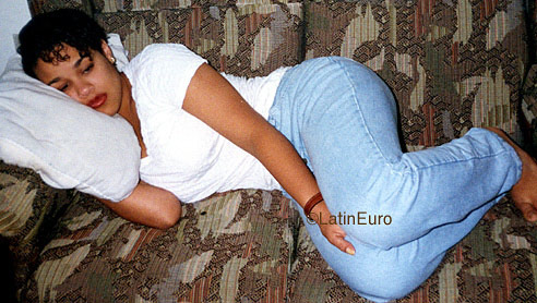 Date this nice looking Brazil girl Elisangela from RIBEIRAO B9656