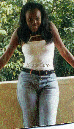 Date this lovely Brazil girl Ayana from SAO PAULO B9552