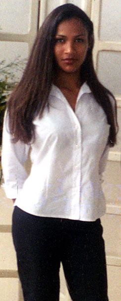 Date this passionate Brazil girl Adriana from JACAREI B9473