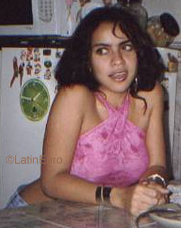 Date this charming Brazil girl Betania from SAO PAULO B9524