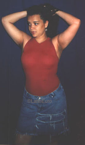 Date this voluptuous Brazil girl Tatiana from  B9475