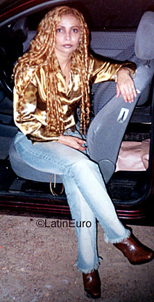 Date this georgeous Brazil girl Eddie from GOIANIA B9488