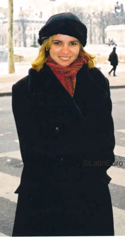 Date this sultry Brazil girl Vilma from FORTALEZA B9359