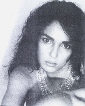 Date this stunning Brazil girl Antonieta from RECIFE B8926