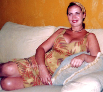 Date this cute Brazil girl Joana from SAO FRANCISCO B8848