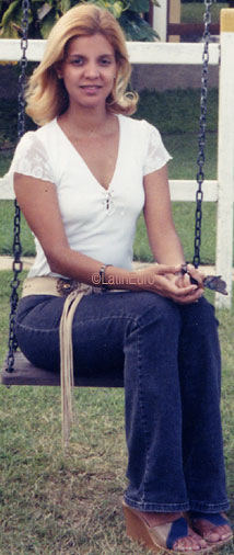 Date this athletic Brazil girl Luciana from RECIFE B8859