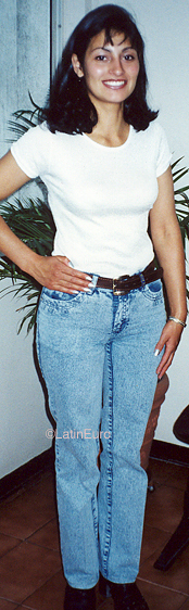 Date this tall Colombia girl Adriana from Bogota C76