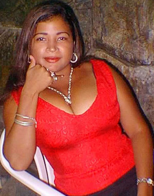 Date this nice looking Colombia girl Renny from Santa Marta C53