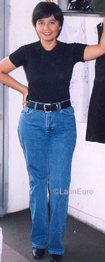 Date this beautiful Honduras girl Claudia from San Pedro Sula N3932