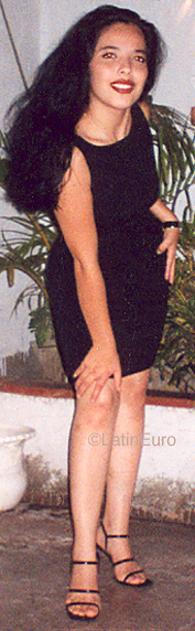 Date this tall Peru girl Edith from Lima N3946