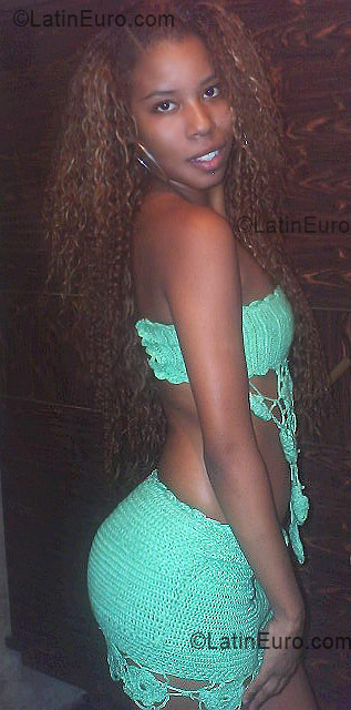 Date this nice looking Brazil girl Indiana from Sao Goncalo BR138