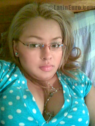 Date this sensual Colombia girl Deisy Milena from Bogota CO106