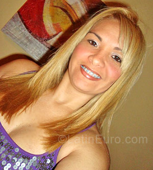 Date this exotic Brazil girl Carla from RIO DE JANEIRO BR166