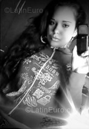 Date this athletic Brazil girl Aurea Patricia from Sao Leopoldo BR196