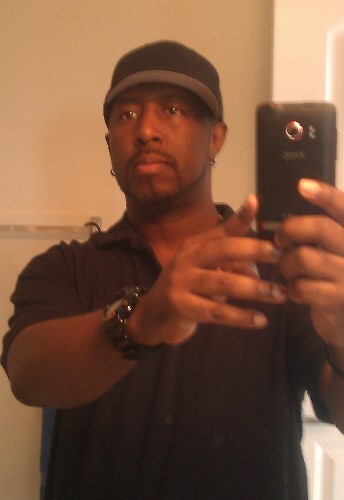 Date this delightful United States man Aaron from Moreno Valley US201