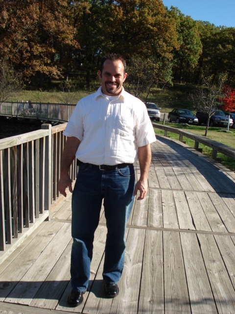 Date this georgeous United States man Rick from DES MOINES US239