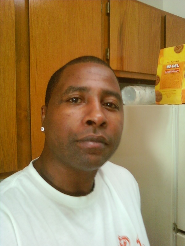 Date this beautiful United States man Hersheyhammer from columbia US284