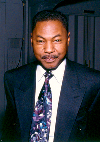 Date this young United States man Telephoneman from Newark US415