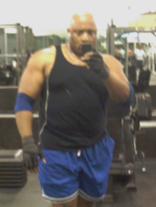 Date this nice looking United States man Vincent from Philadelphia US677