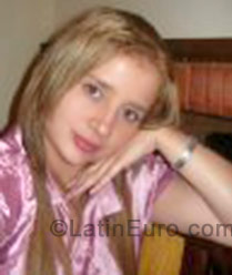 Date this attractive Colombia girl Yasmin from Palmira CO300
