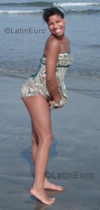 Date this stunning Brazil girl Fabricia from Sao Paulo BR444