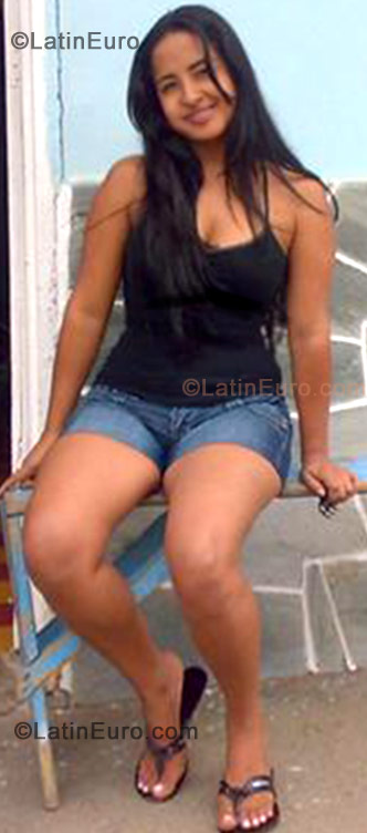 Date this hard body Colombia girl Patricia Valera from Cali CO337