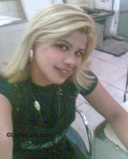 Date this attractive Brazil girl Monique from Sao Goncalo BR4177