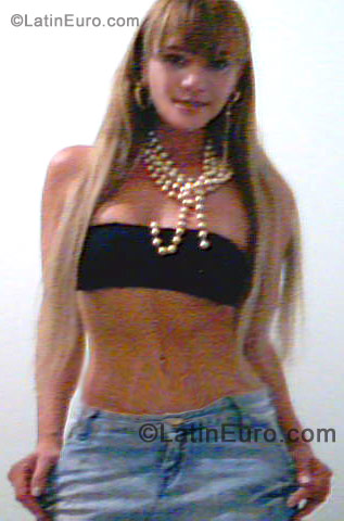 Date this stunning Brazil girl Emily from Criciuma BR506