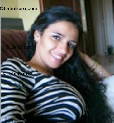 Date this pretty Brazil girl Carla Graciela from Rio De Janeiro BR544