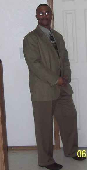 Date this foxy United States man Laurence from Kansas City US1199