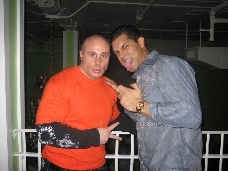 Date this hot United States man Manny from Boston US1346