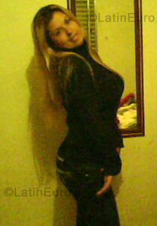 Date this lovely Brazil girl Luciane from Itap Da Serra BR748