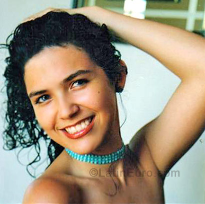 Date this georgeous Brazil girl Isabella from Campinas BR758