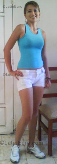 Date this passionate Colombia girl Leydi from Aranjuez CO542