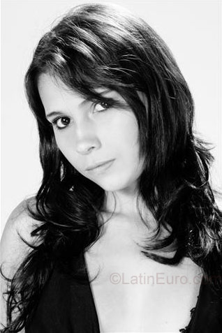 Date this sensual Colombia girl Alejandra from Medellin CO568