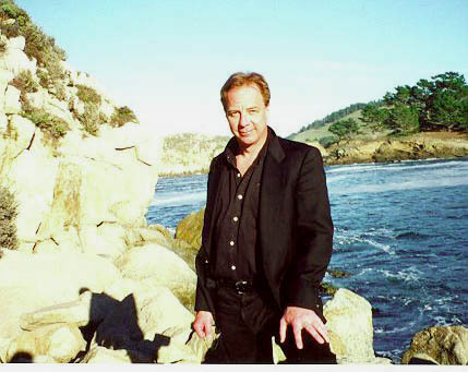 Date this lovely United States man Christopher from Santa Barbara US1727