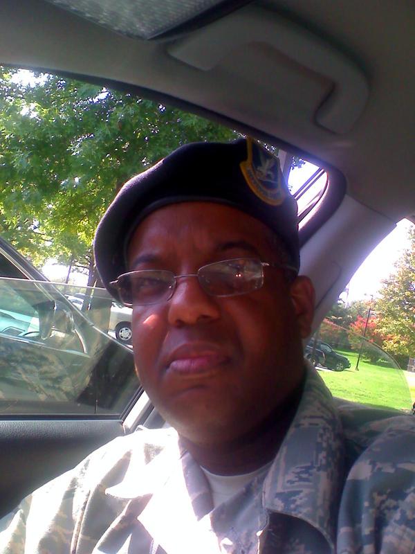 Date this charming United States man Terrence from CAPITOL HEIGHTS US1882