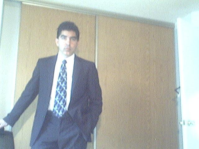 Date this stunning United States man Francisco from Aurora US1950